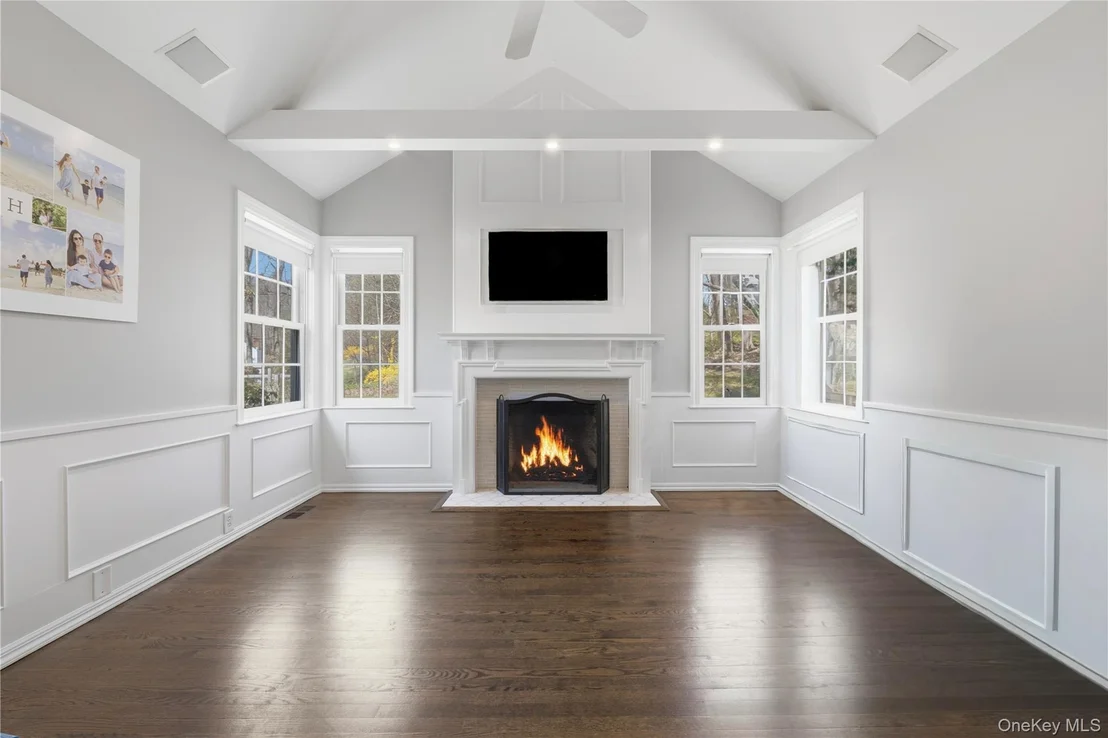 Photo of 6 Spruce Hollow