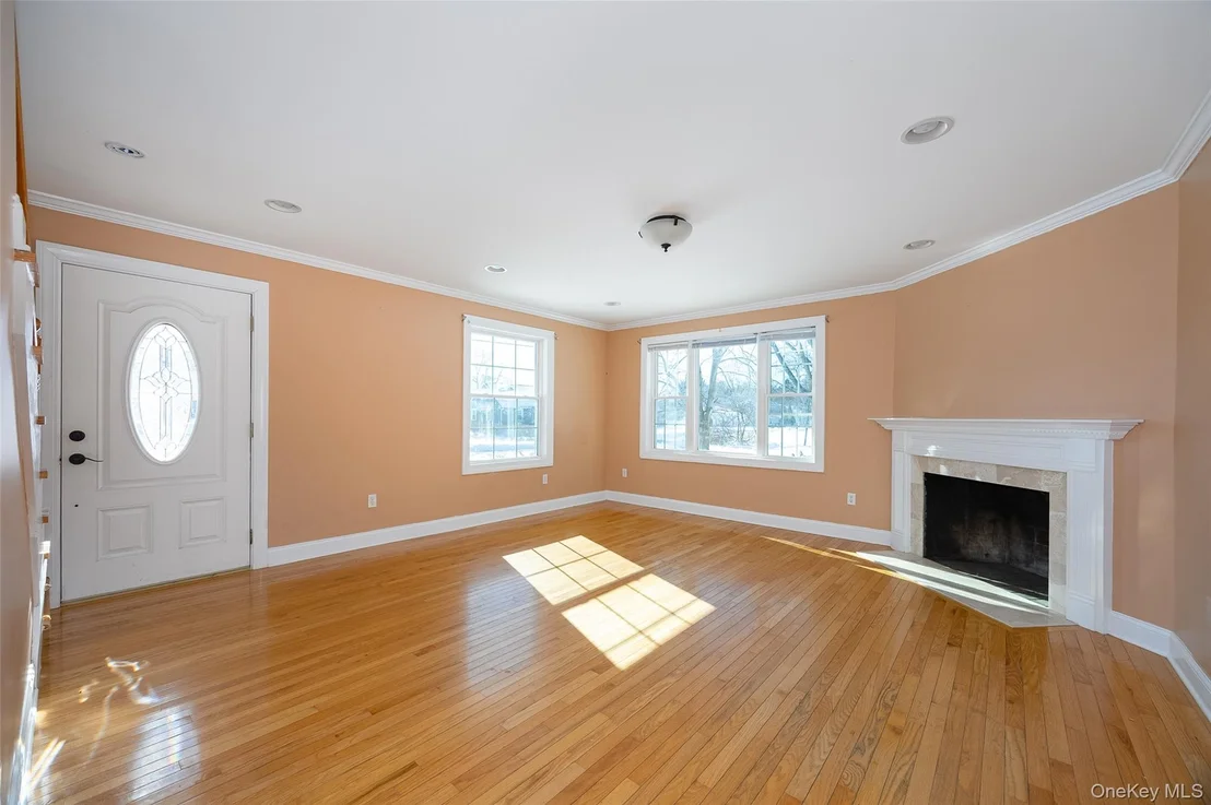 Photo of 3 Mansion Drive