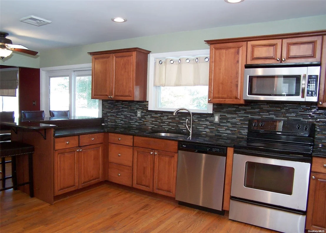 Photo of 88 Moody Avenue