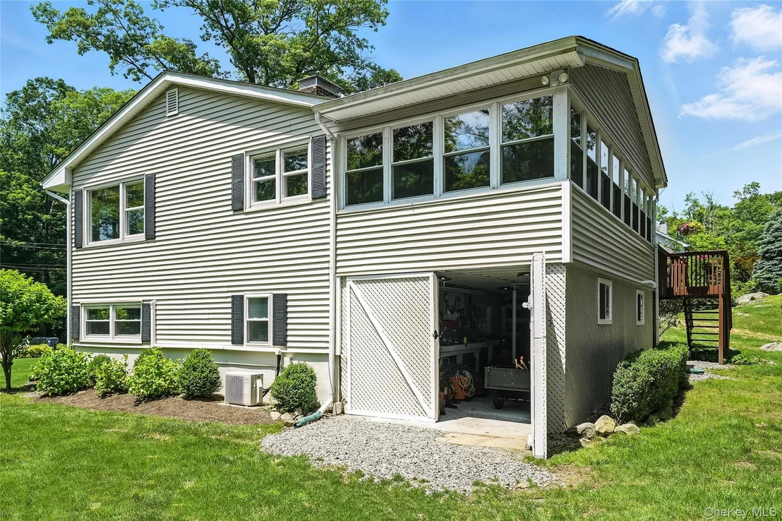 Photo of 69 Clove Brook Drive