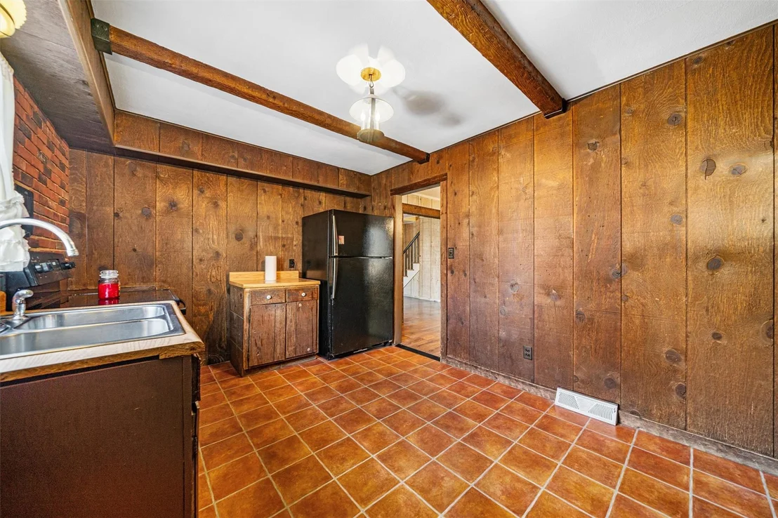 Photo of 144 Lakes Road