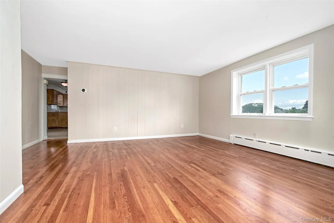 Photo of 63 Thatcher Avenue