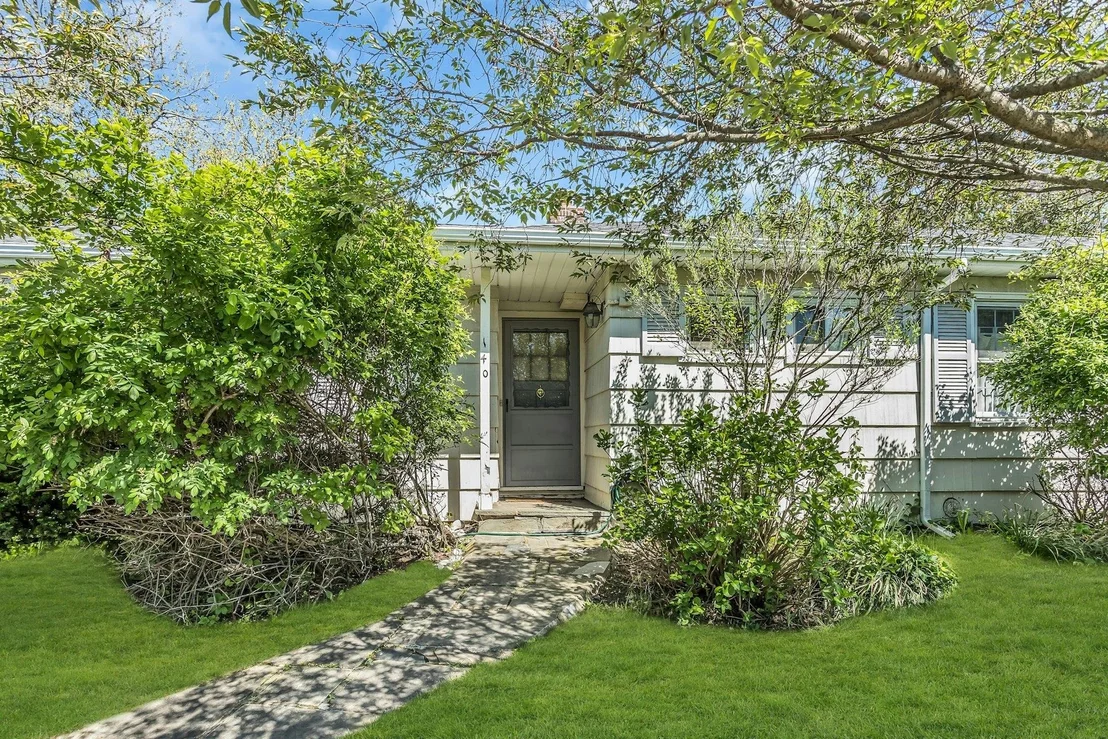 Photo of 140 Mitchell Avenue