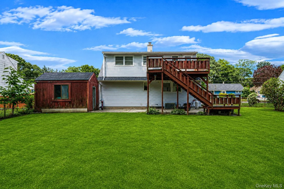 Photo of 146 Dawn Drive