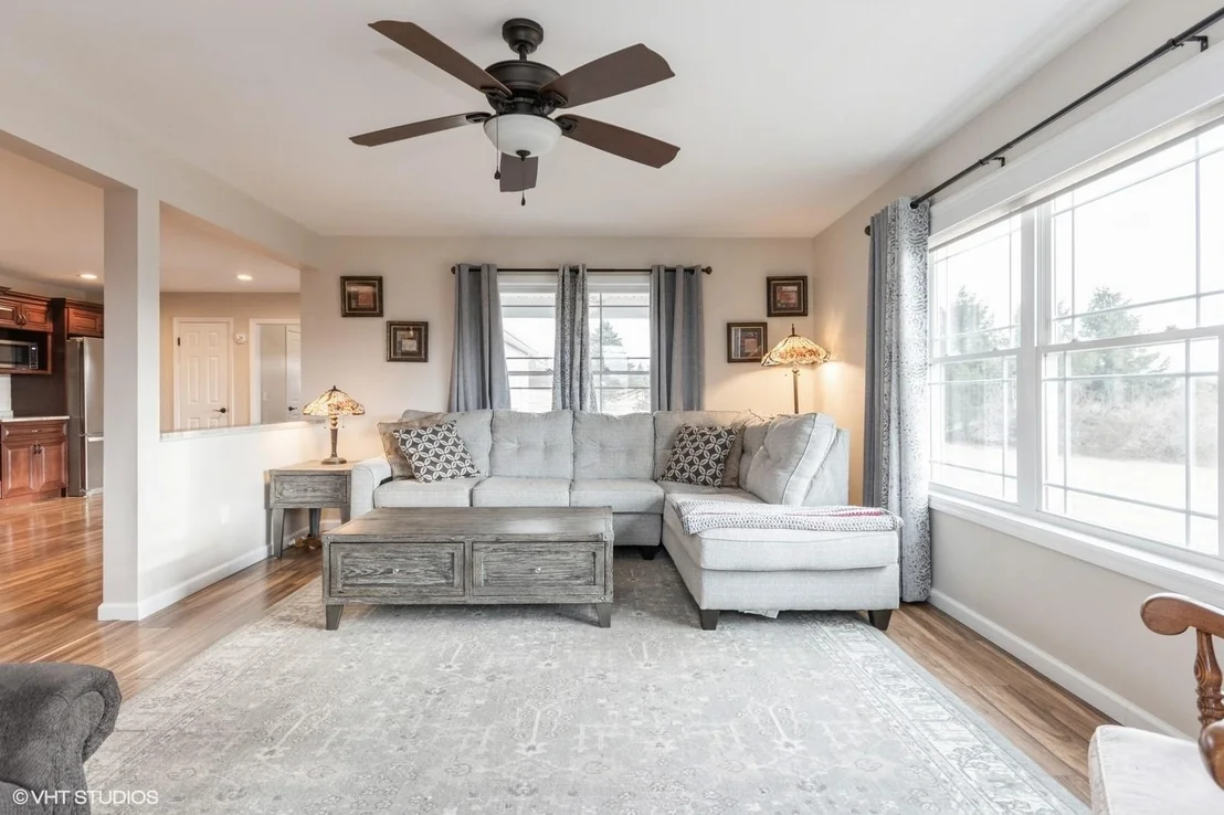 Photo of 46 Peaceable Way