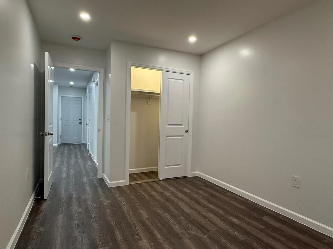 Photo of 3978 Carpenter Avenue