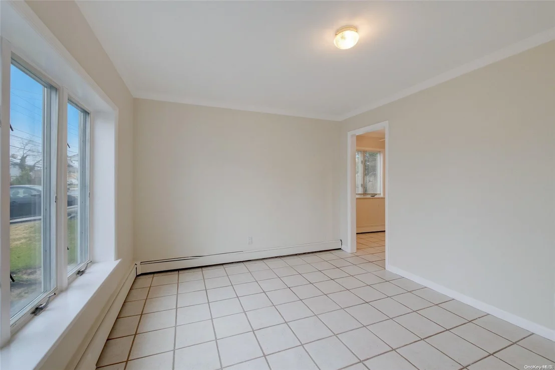 Photo of 974 Middle Bay Drive
