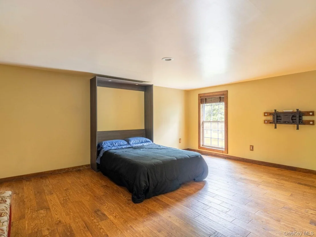 Photo of 34 Tillson Road