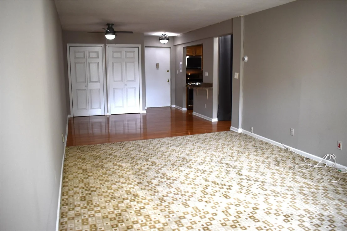 Photo of Unit 10B at 596 Broadway