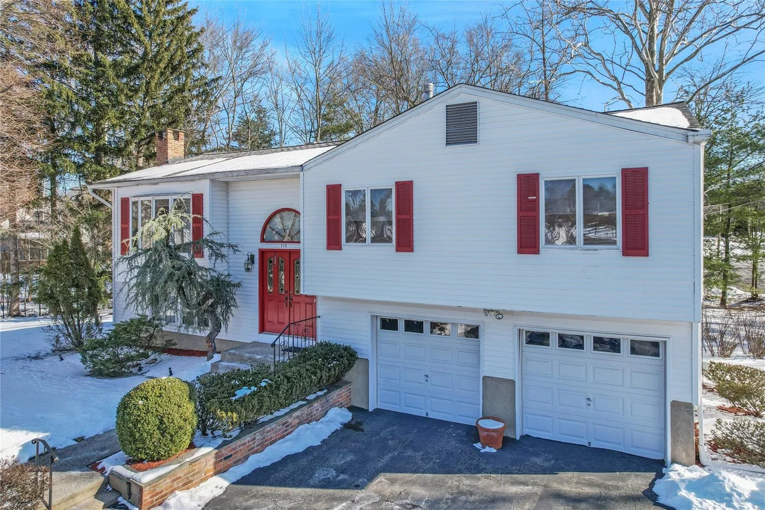 Photo of 178 Violet Drive