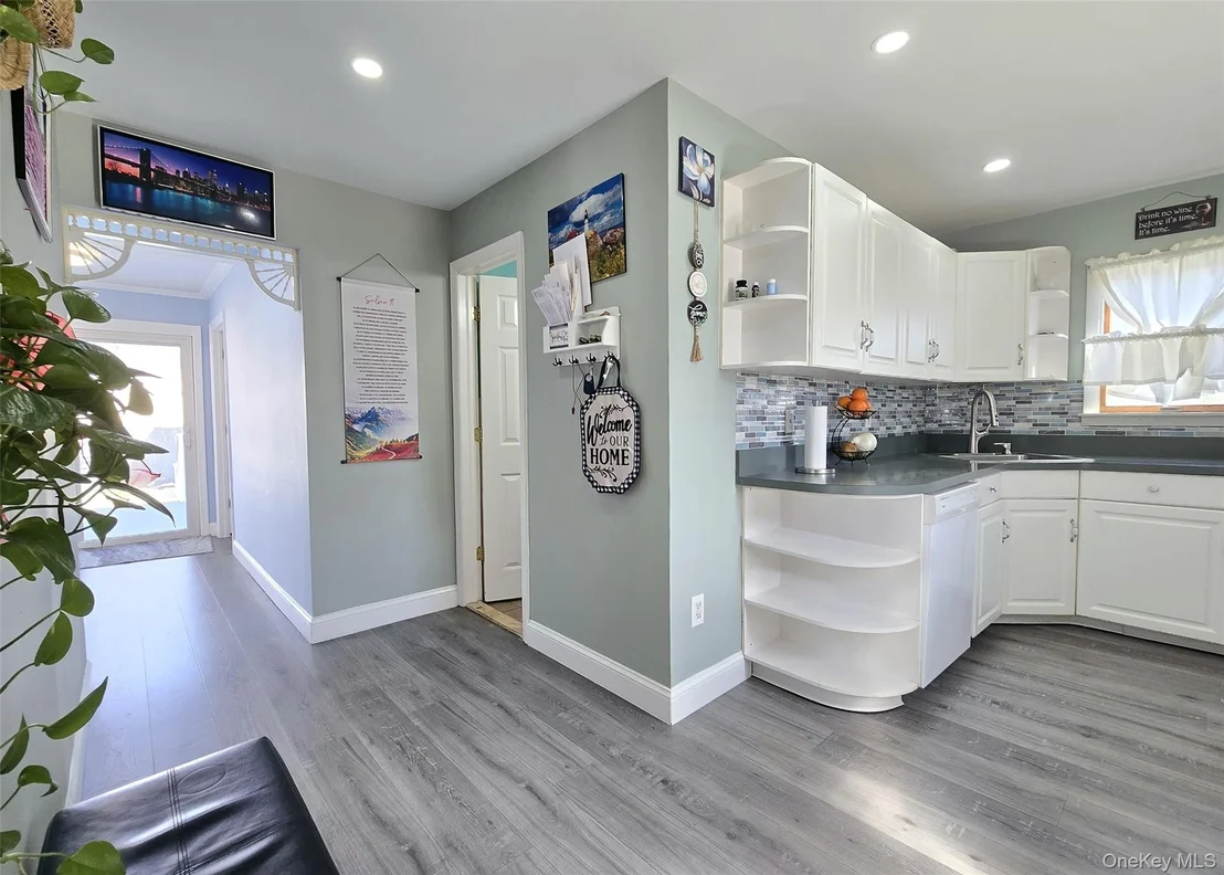 Photo of 17 Gregory Drive