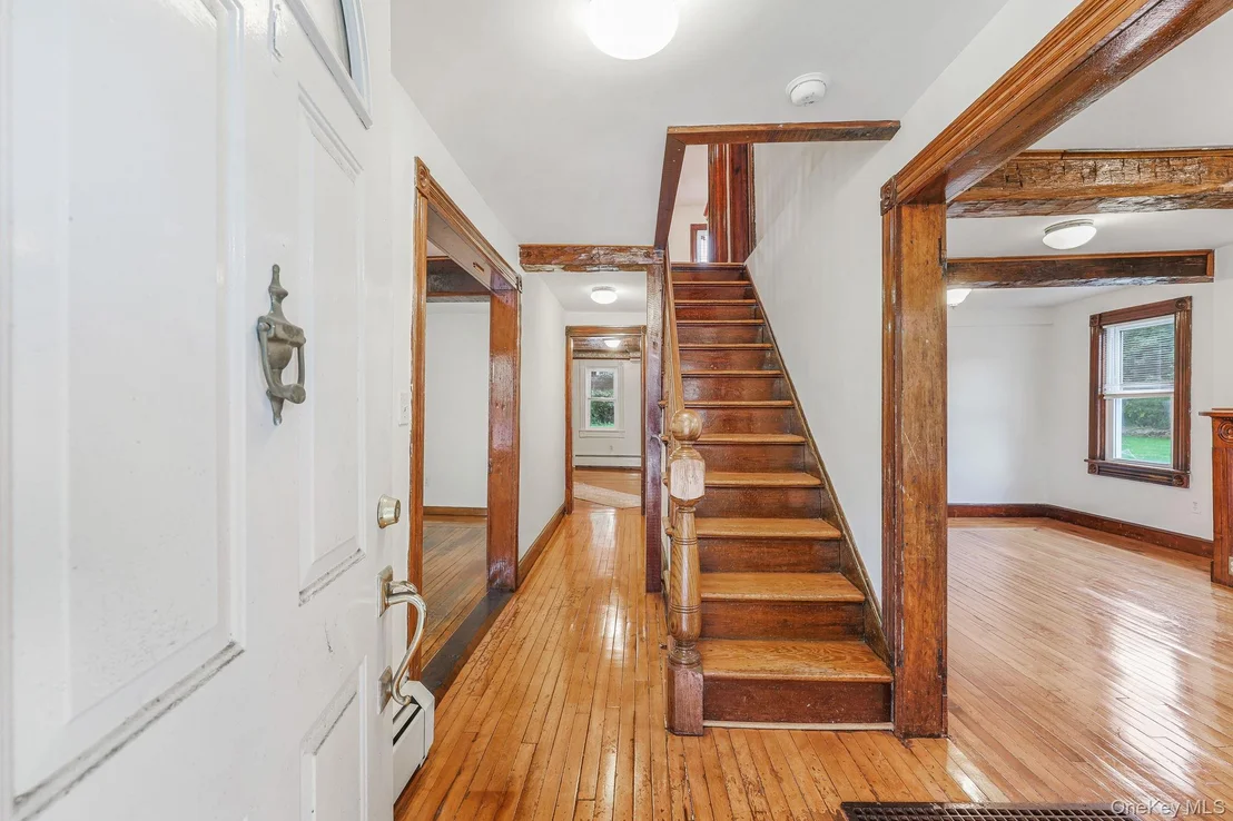 Photo of 708 Burlingham Road