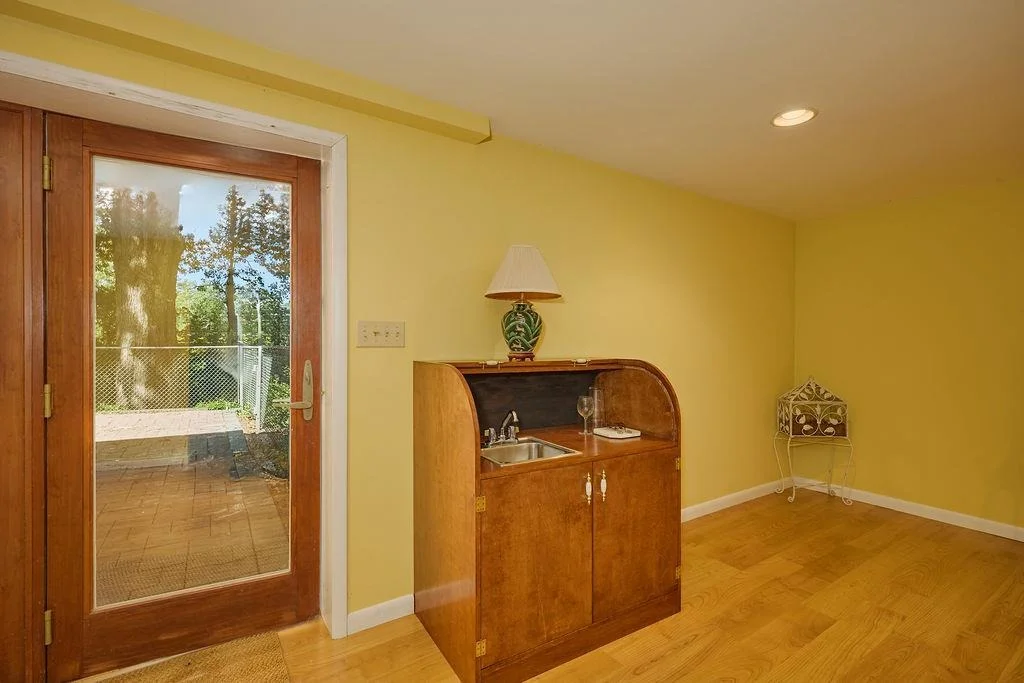 Photo of 152 Bart Drive