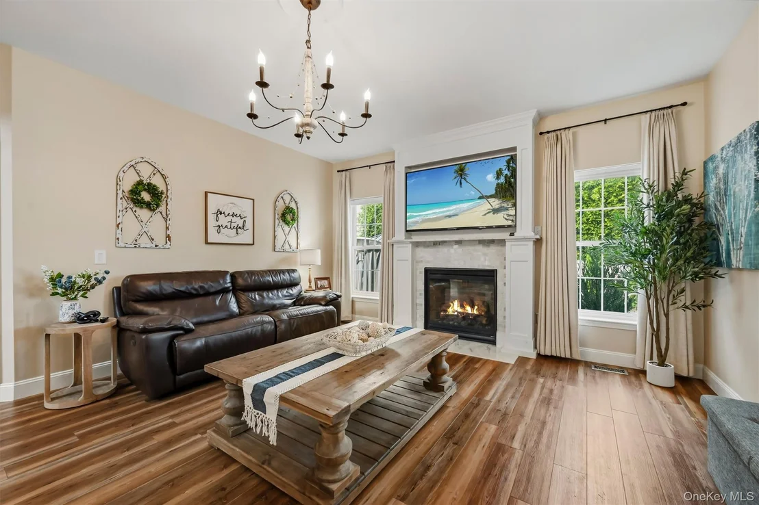 Photo of 2726 Colonial Drive