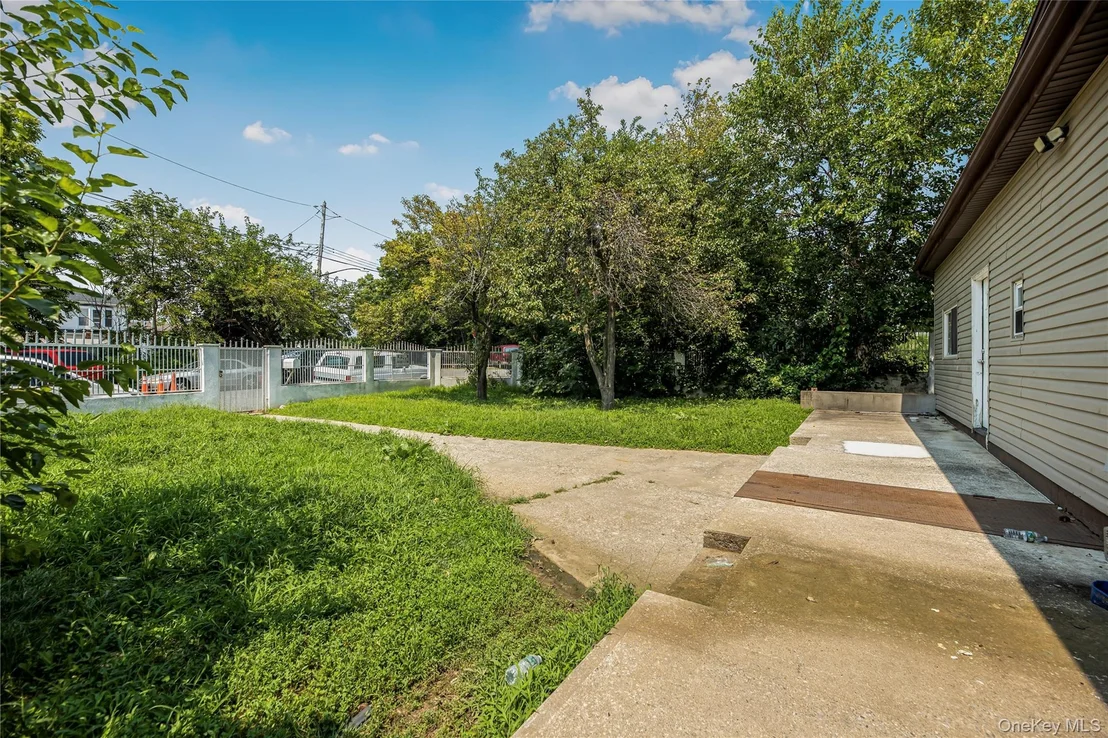 Photo of 419 Harding Park