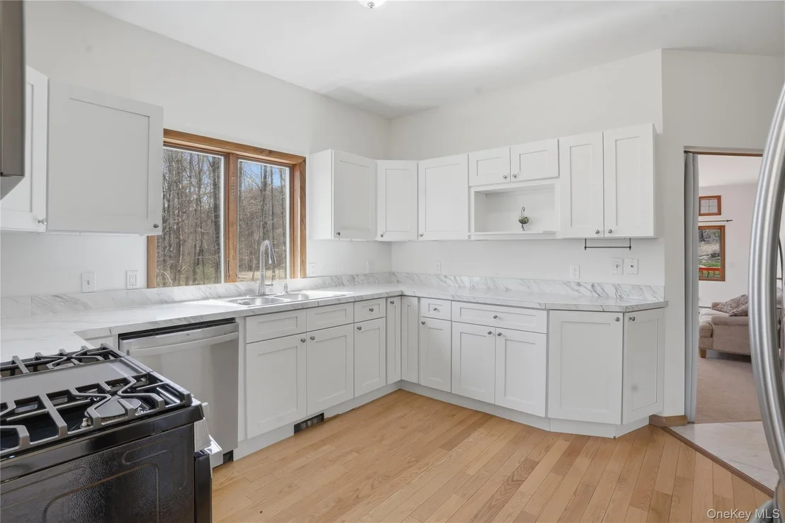 Photo of 9 Rustic Hills Road