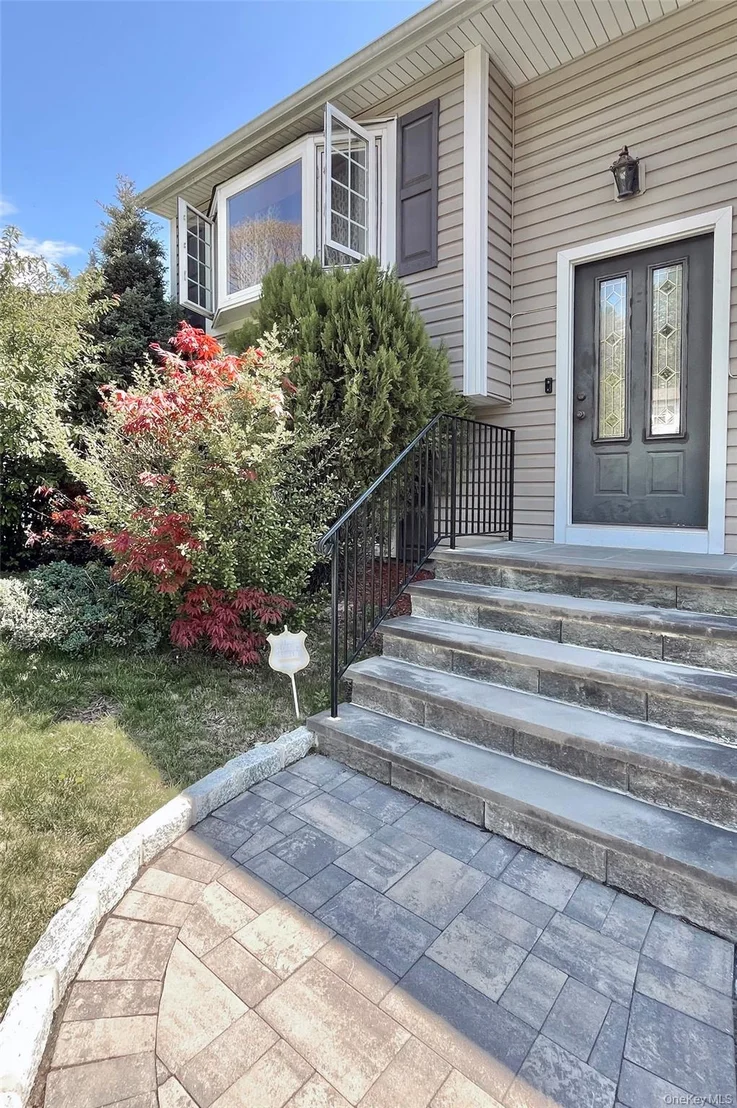 Photo of 554 High Street