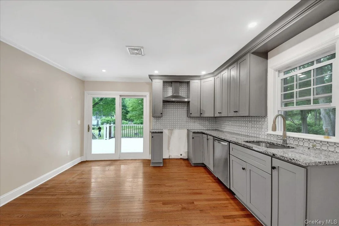 Photo of 9 Hillside Close