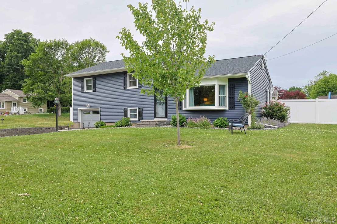 Photo of 21 Continental Drive