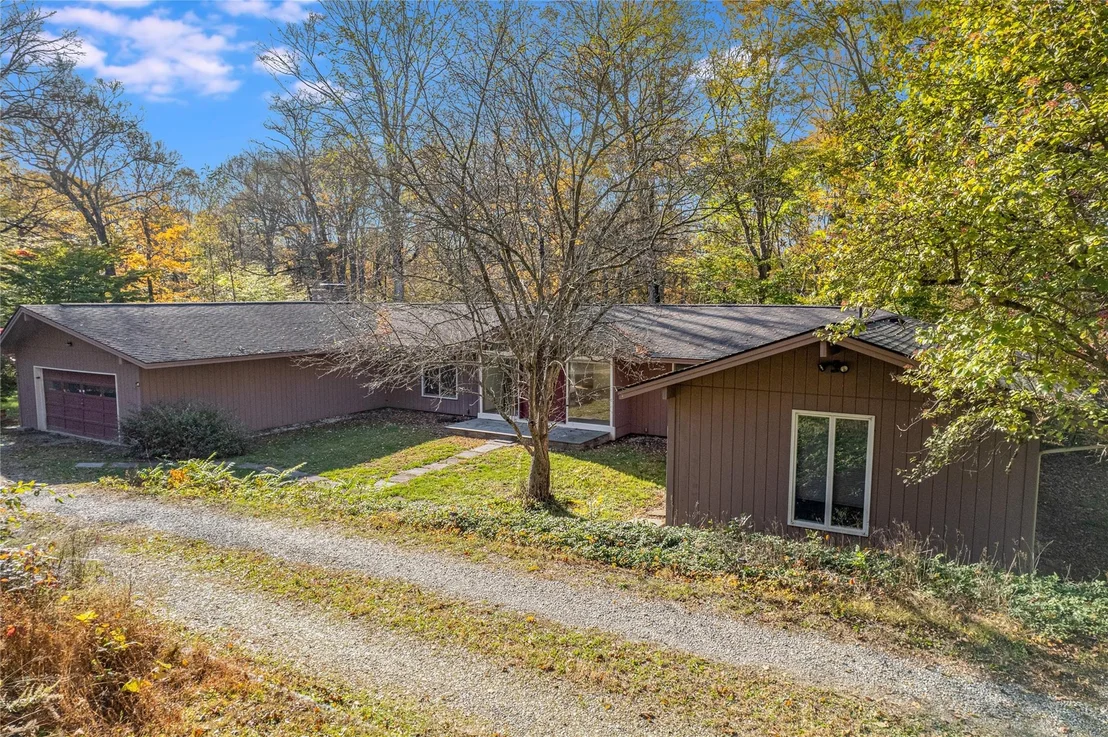 Photo of 5282 Route 82