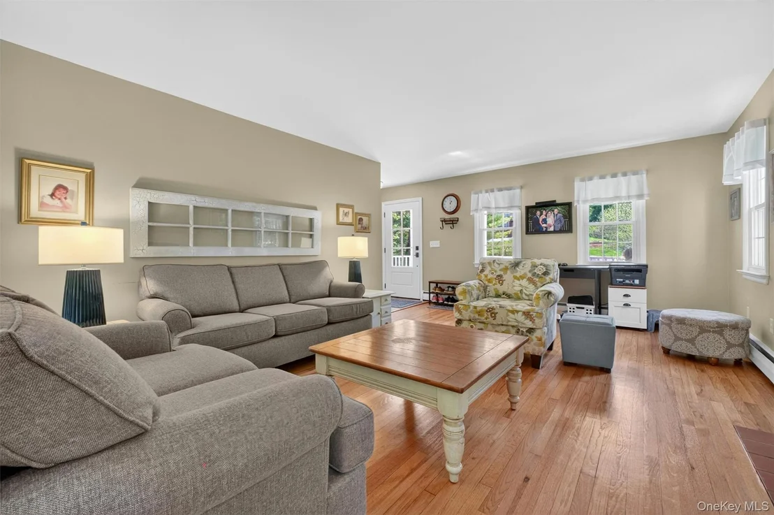 Photo of 25 Susan Lane