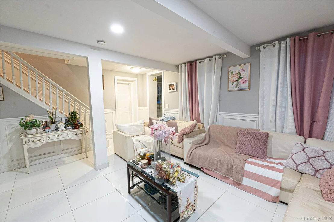 Photo of 163 Orchard Road