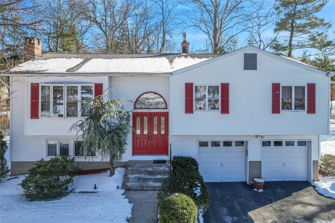 Photo of 178 Violet Drive
