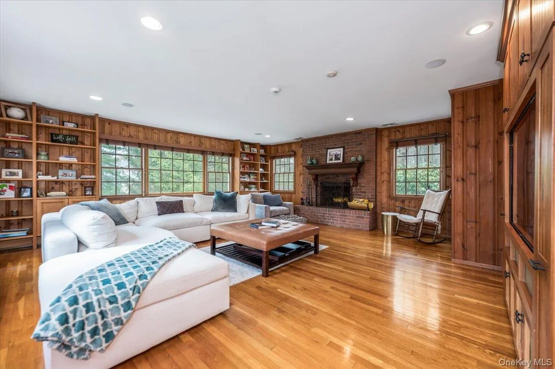 Photo of 4 Springwood Path