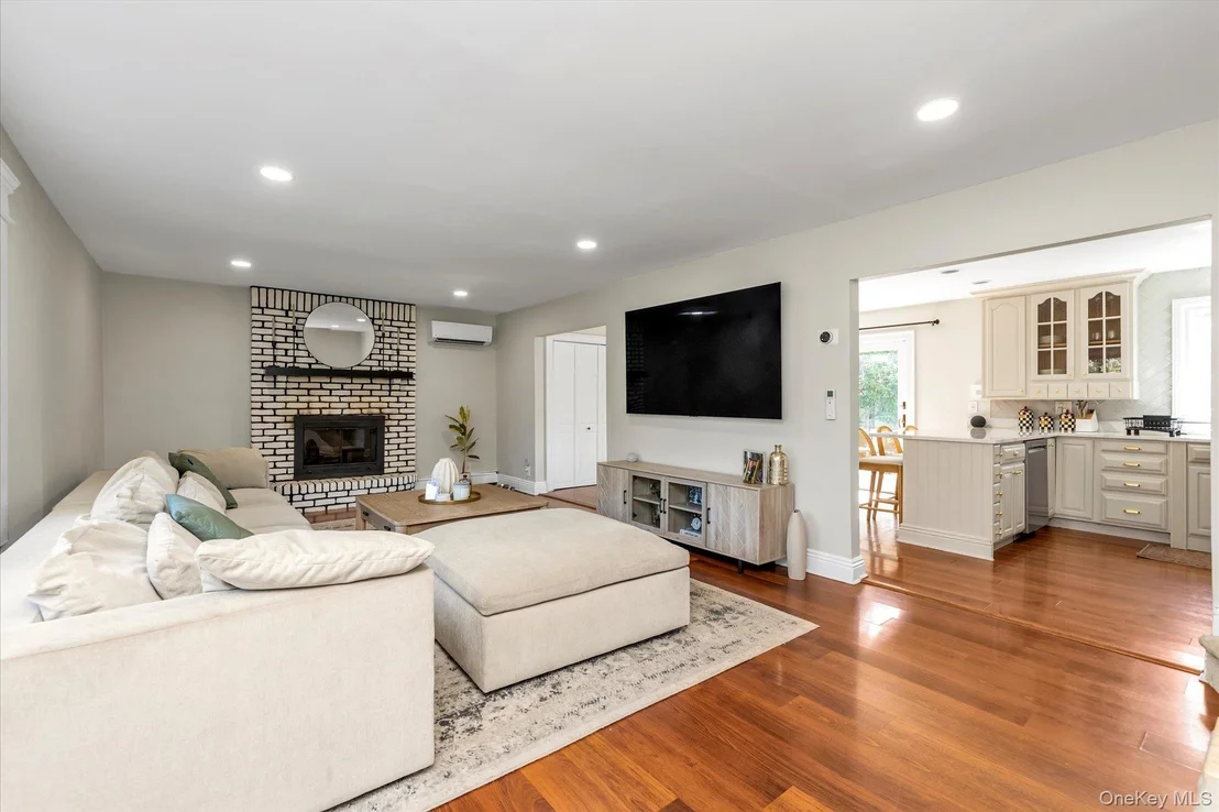Photo of 1630 Temple Drive