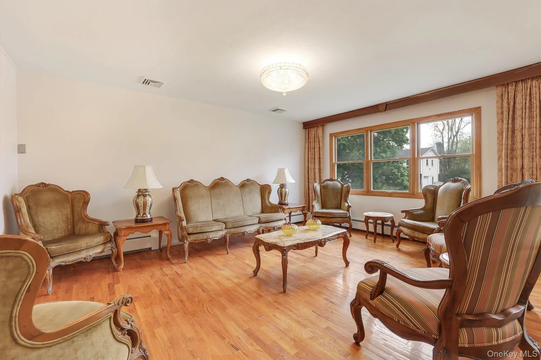 Photo of 12 Carnation Drive