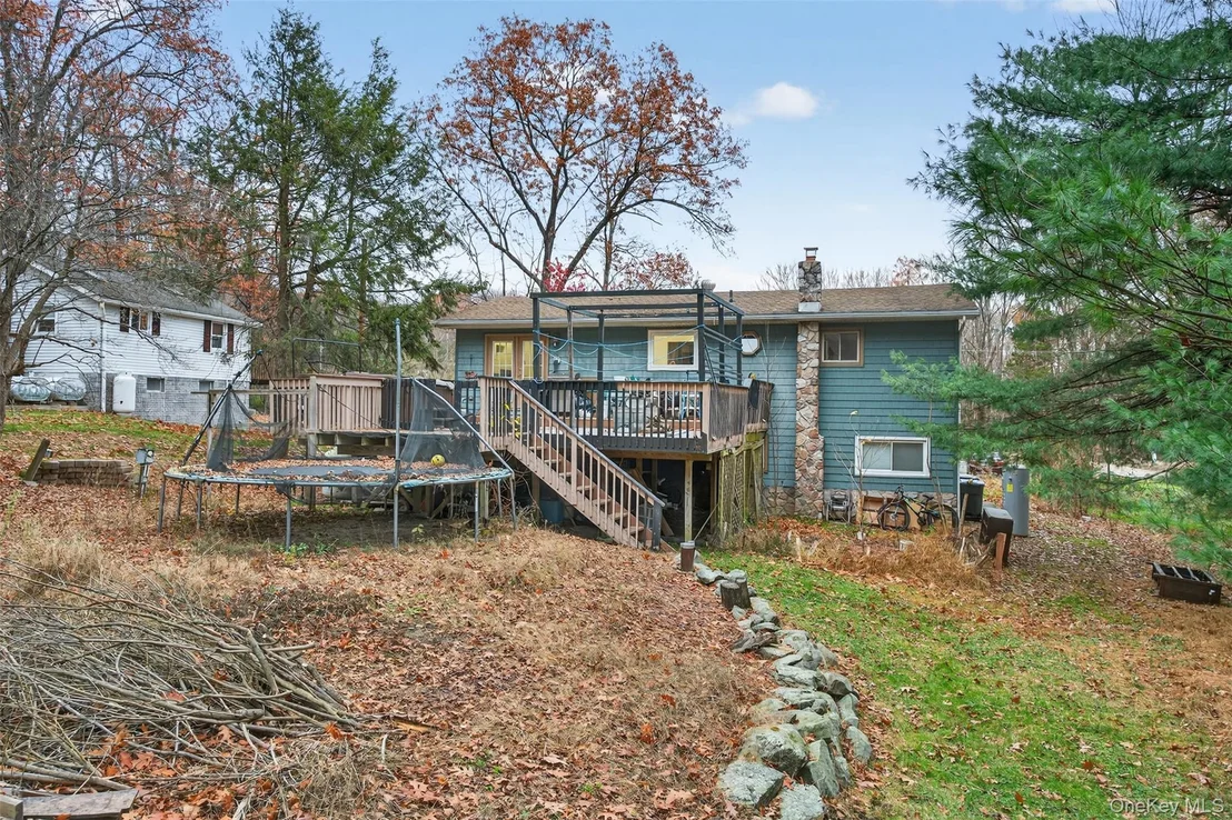 Photo of 39 Peddler Hill Road