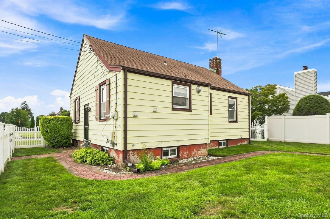 Photo of 39 Emma Street
