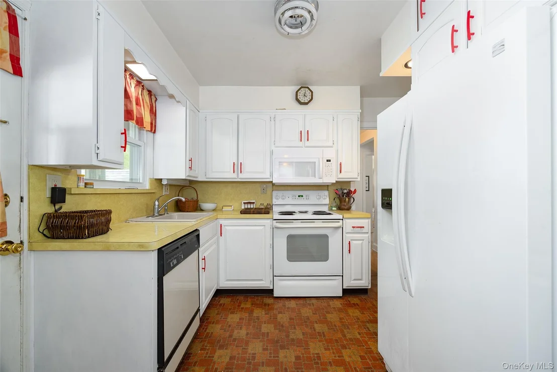 Photo of 31 Kingston Avenue