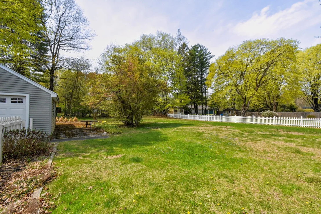 Photo of 2 Park Avenue