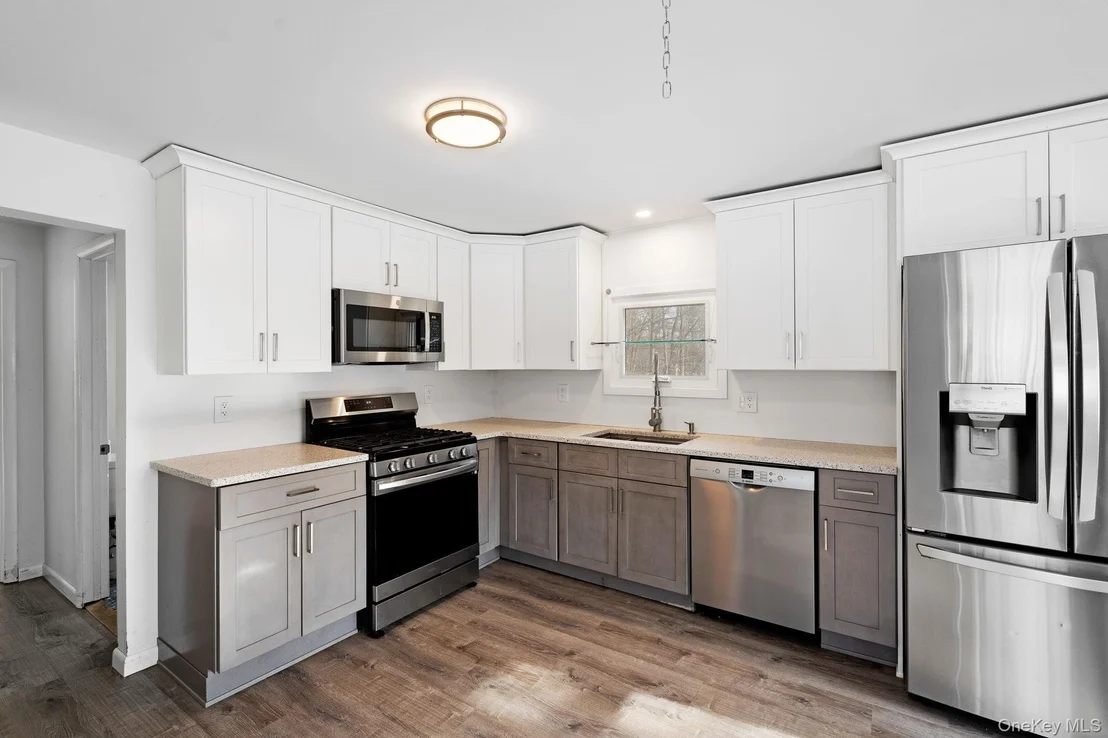 Photo of 476 Coldenham Road