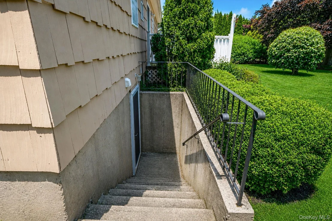 Photo of 100 Donna Drive