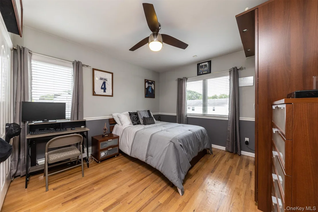 Photo of 102 Davison Avenue