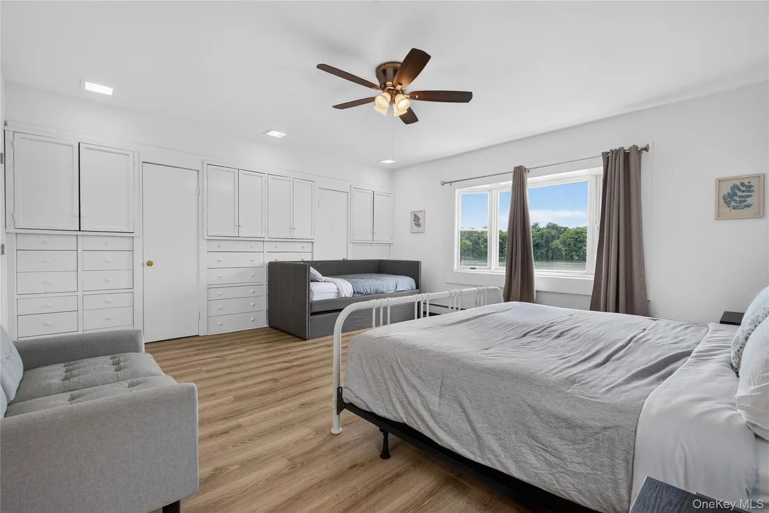 Photo of 297 Lake Drive