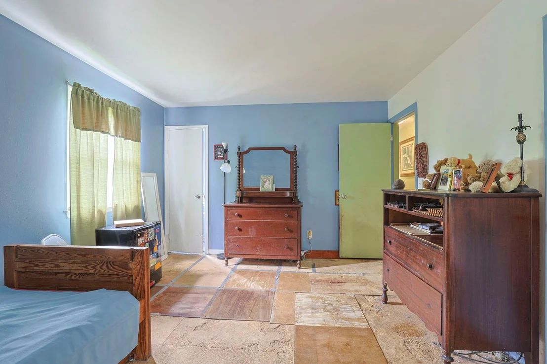 Photo of 15 Hickory Hill Drive
