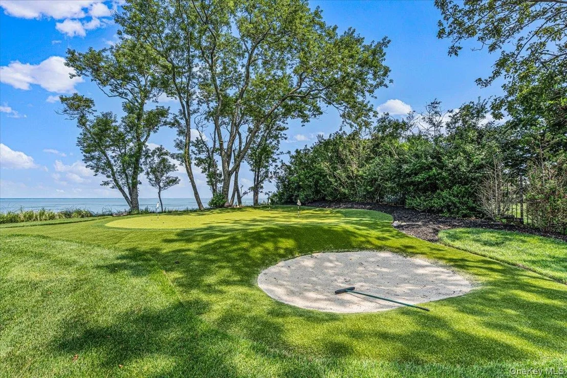 Photo of 37 Soundview Drive