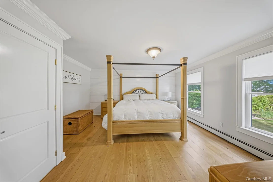 Photo of 345 Bartley Road