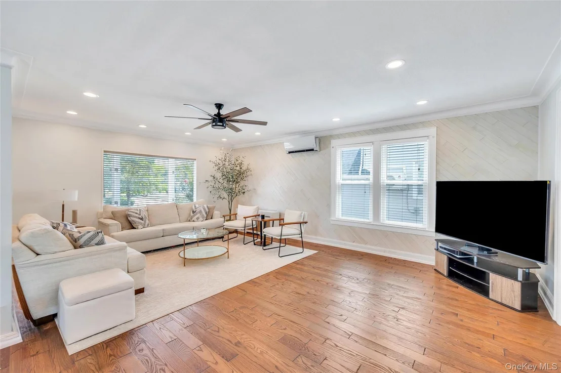 Photo of 232 Locust Street