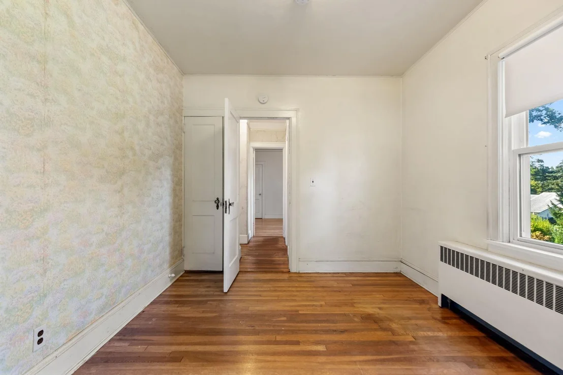 Photo of 98 Westlake Drive