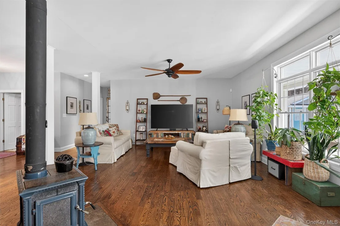Photo of 5 Deer Meadow Drive