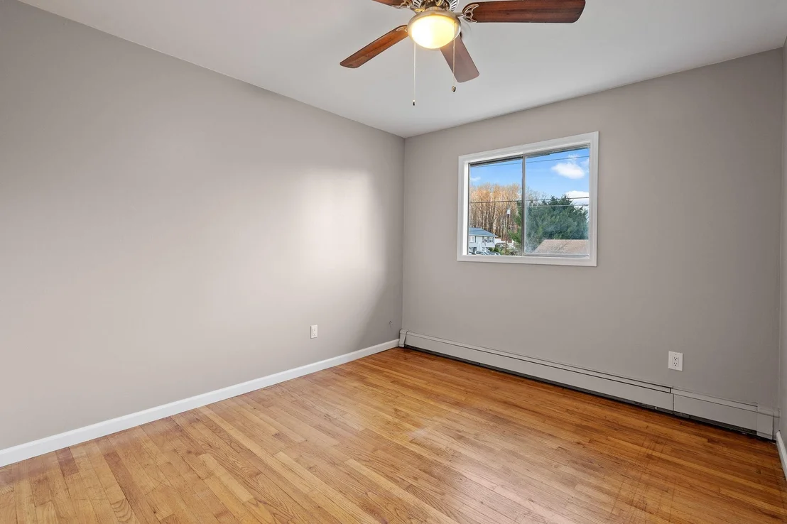 Photo of 21 Standish Avenue