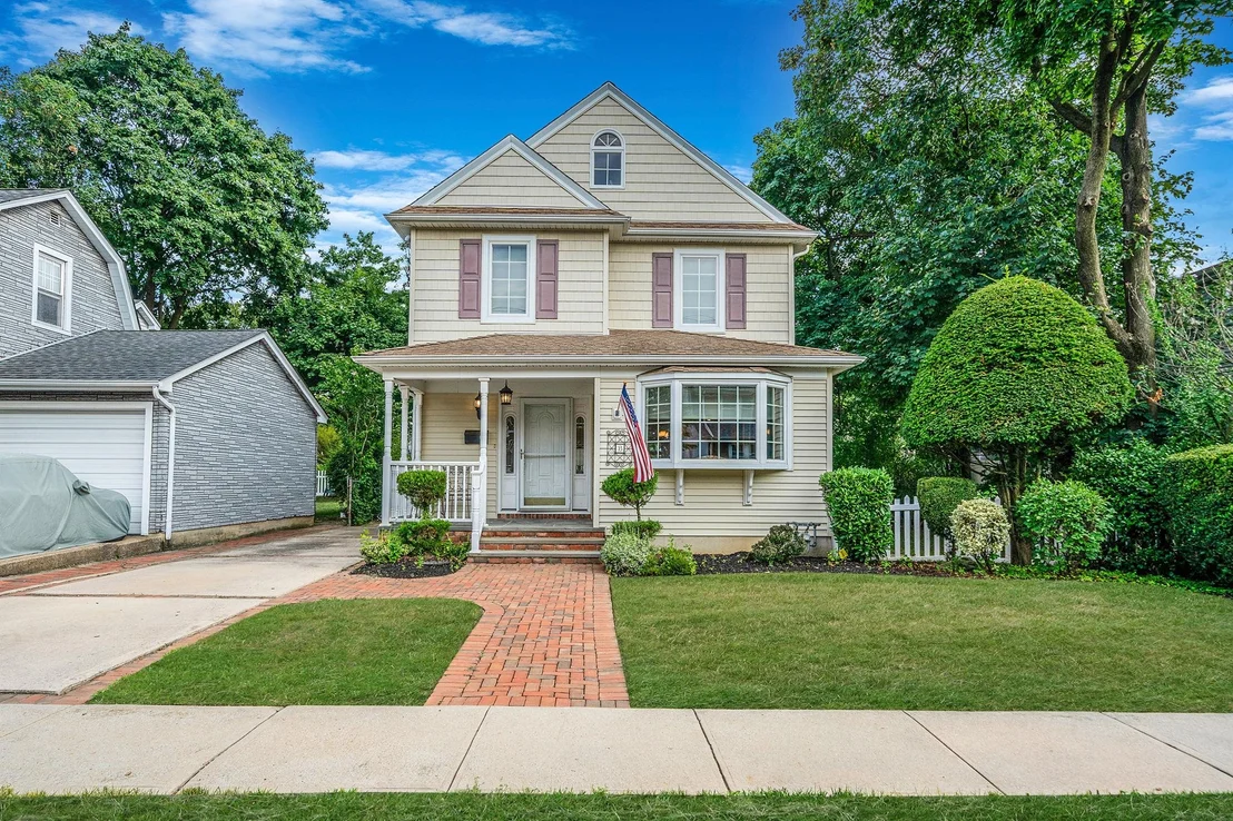 Photo of 125 Shields Avenue