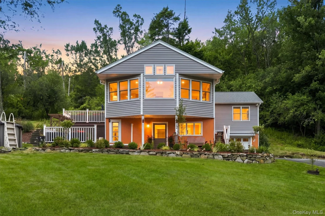 Photo of 412 Laroe Road