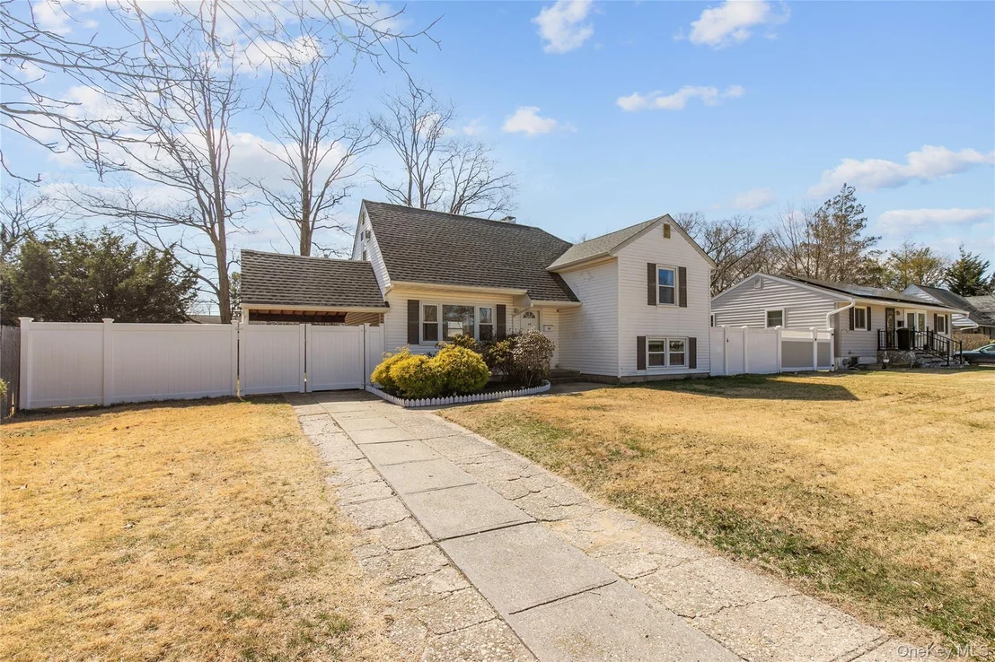 Photo of 58 Saddle Lane