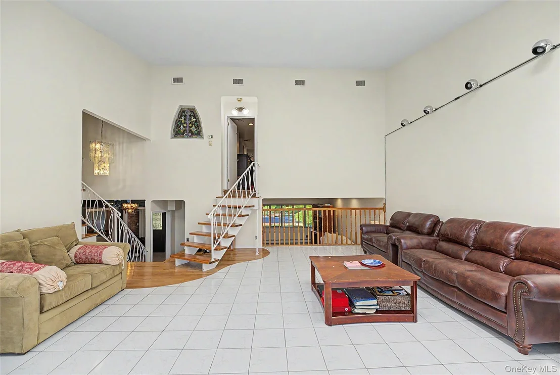 Photo of 159 South Drive