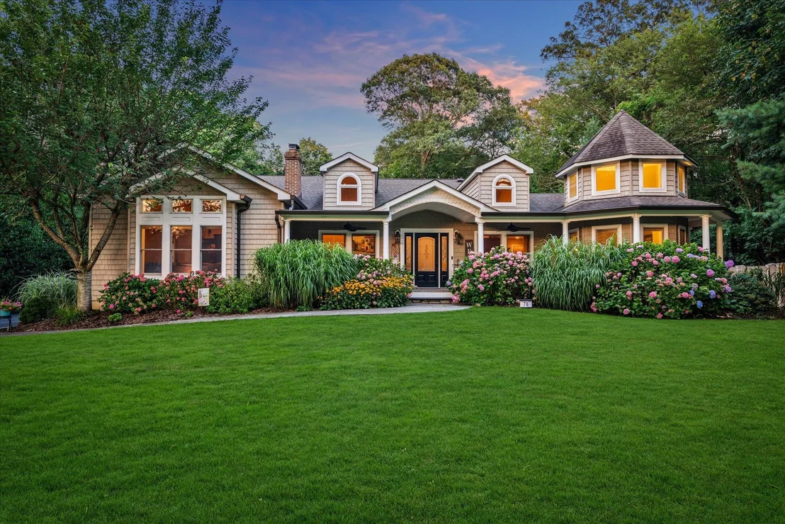 Photo of 76 Timberpoint Drive